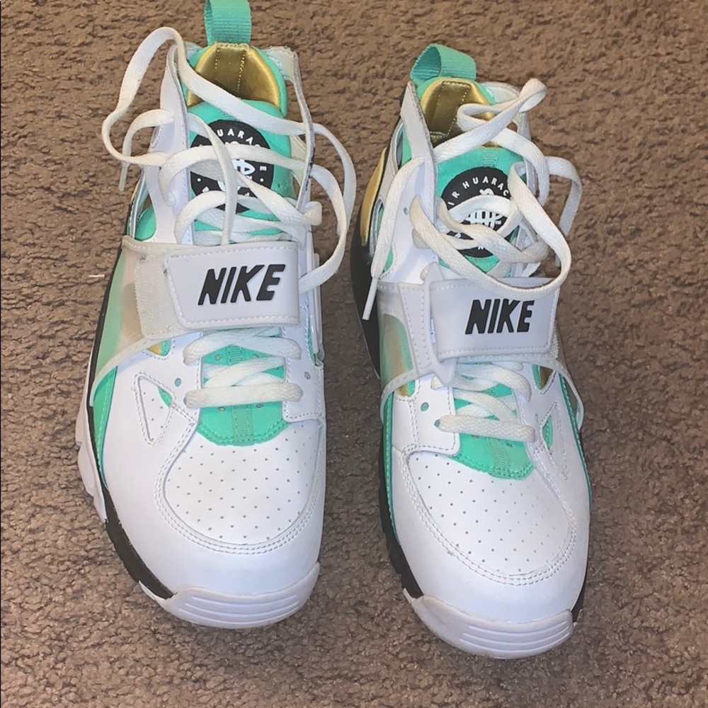 Nike Huaraches